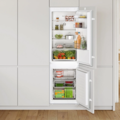 Bosch KIN86NSE0G 54.1cm 70/30 Built-In Frost Free Fridge Freezer - White
